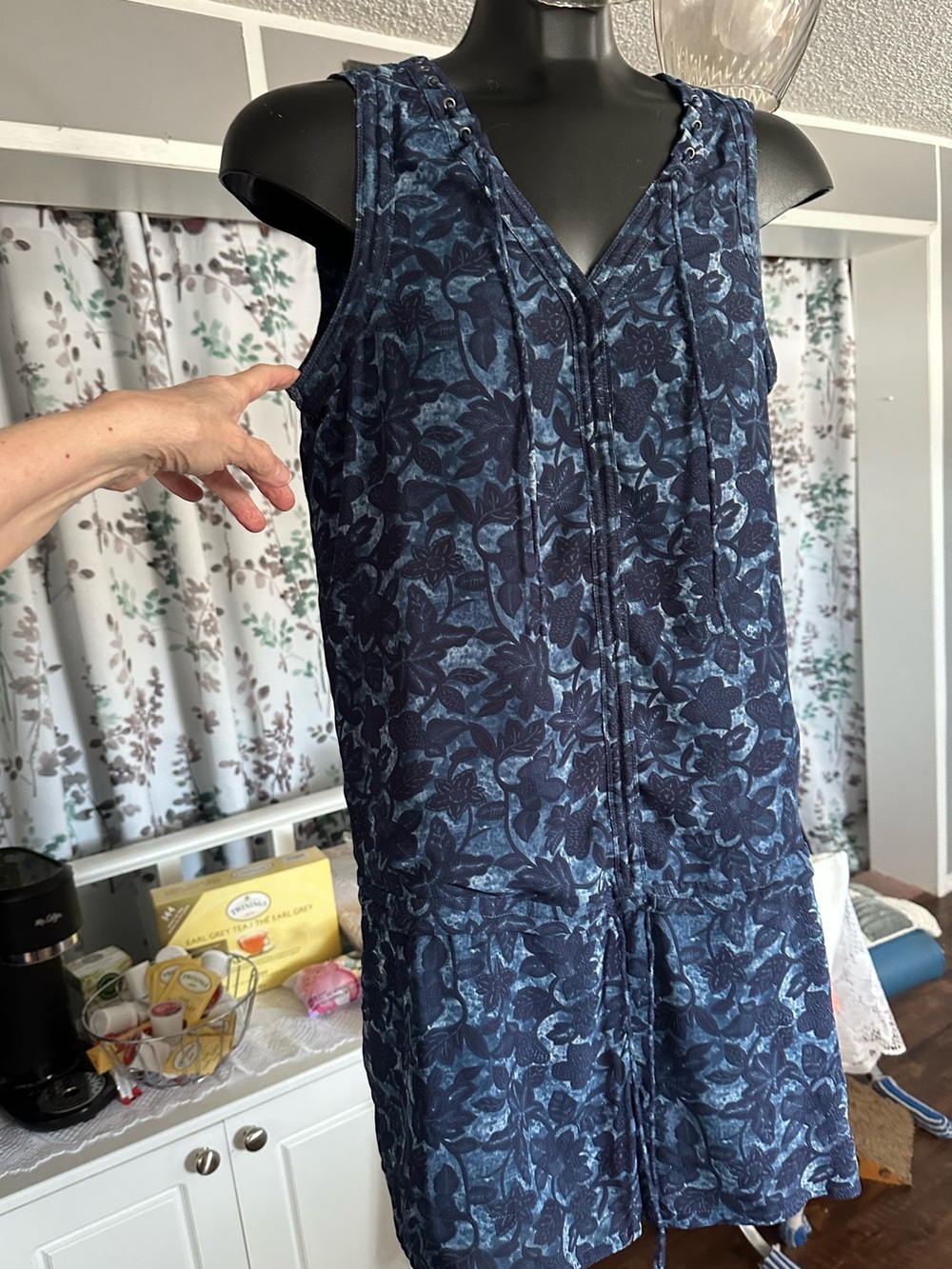 Cruise 1 Navy Floral Sleeveless Romper